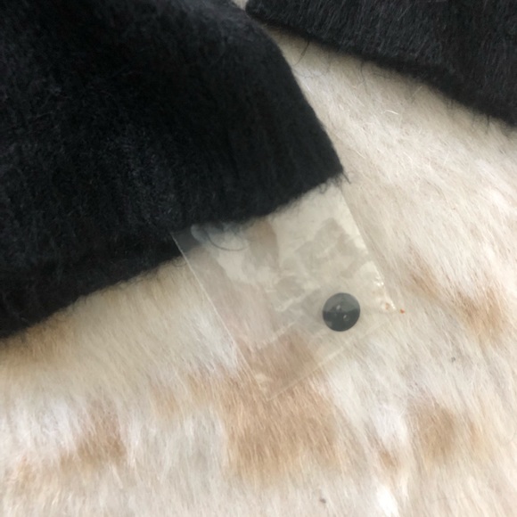 NWT Jondie choker sweater - Picture 3 of 5